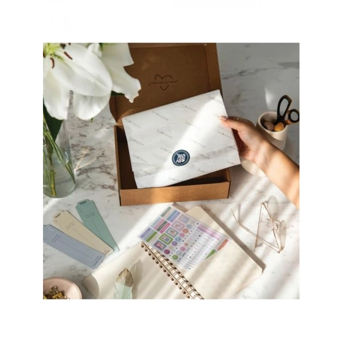 A5 Boyutunda Bordo Spiralli Sert Kapak Çizgili Defter