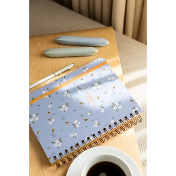 A5 Spiralli Lastikli Çizgili Not Defteri - Arı Desenli
