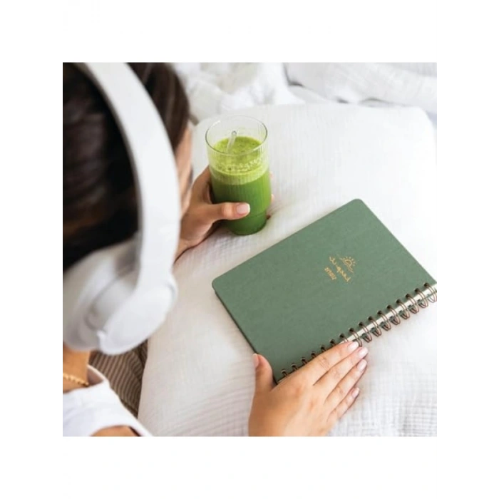 A5 Spiralli Sert Kapak Düz Çizgisiz Not Defteri, Yeşil