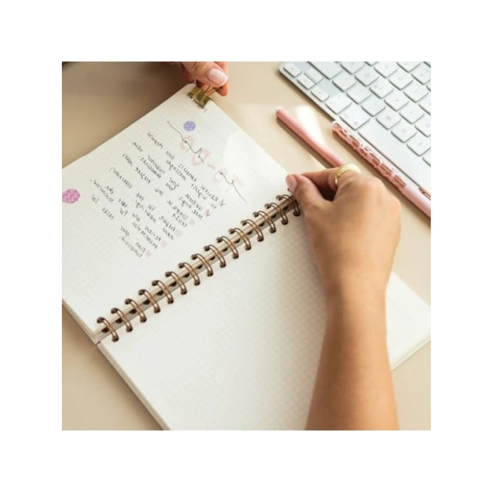 A5 Spiralli Sert Kapak Keten Kareli Not Defteri - Siyah