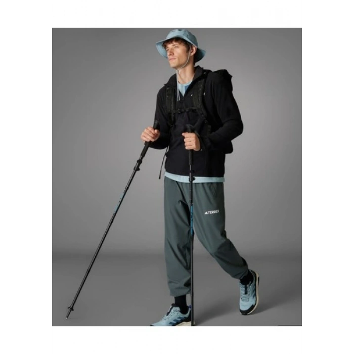 adidas Multi Essentials 1/2 Zip Fleece Erkek Siyah Dik Yaka Sweatshirt