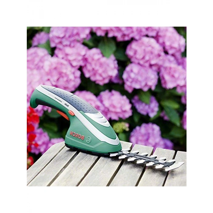 Akülü Çim Kesme Makası, 3,6 Volt, Ek Kesme Bıçağı ile Softcase Kutuda