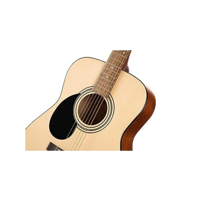 Akustik gitar, klasik tasarım, ideal ses kalitesi