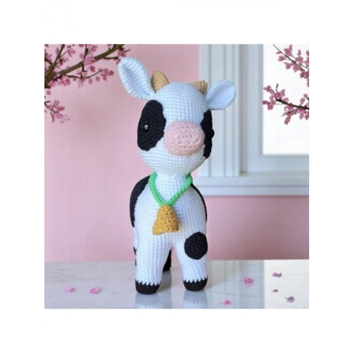Amigurumi İnek Tasarımlı Eğlenceli Oyuncak