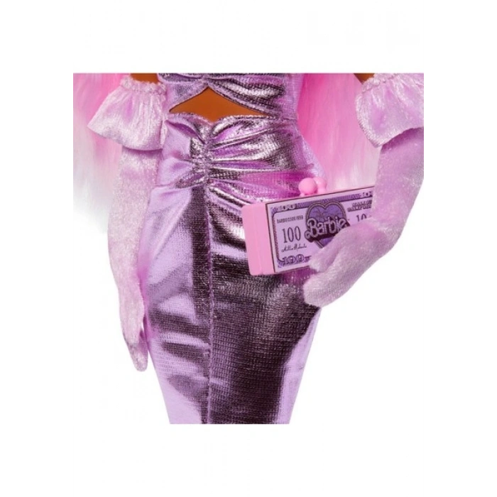 Barbie Deluxe Style Bebekler Pembe Saçlı HYV25