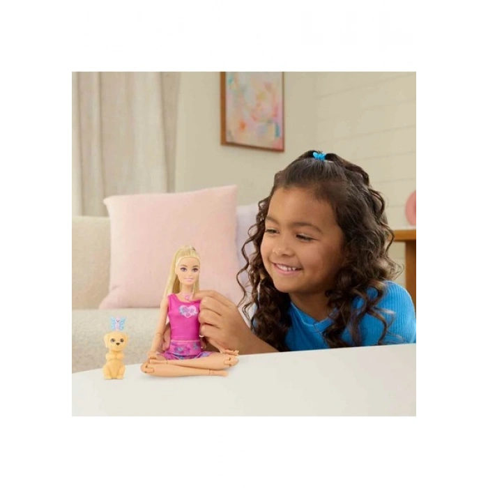 Barbie Sesli ve Işıklı Duyarlı Hareketler Bebeği JJN55