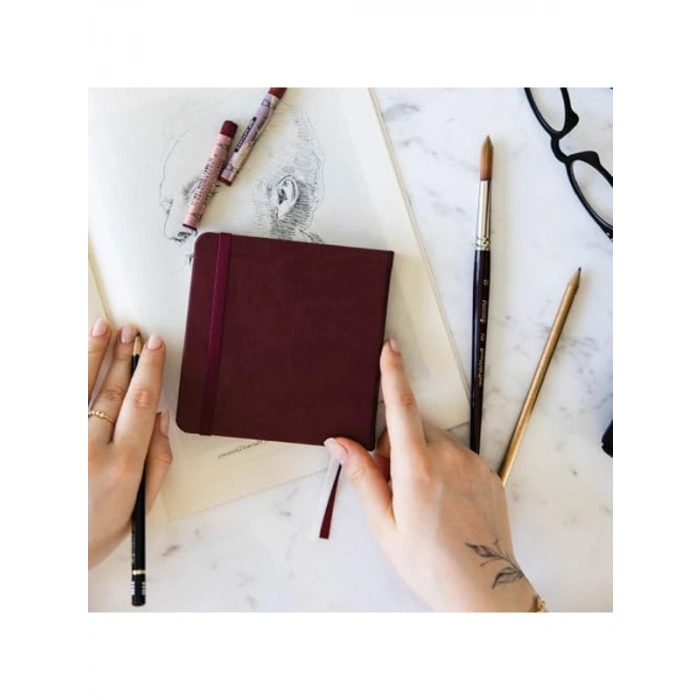 Bordo Sert Kapak Eskiz Defteri, 80 Yaprak, 12x12 cm