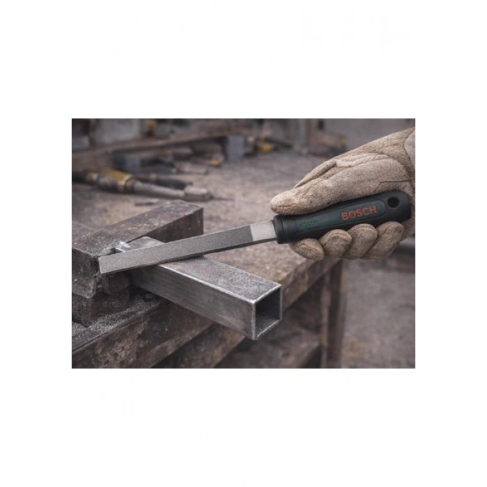 Bosch 8 Düz Lama Metal Eğe 200 mm Orta Diş – Ergonomik Saplı 1600A03DR7