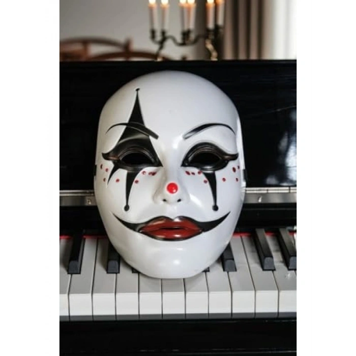 Cadılar Bayramı Temalı Venedik Maskesi