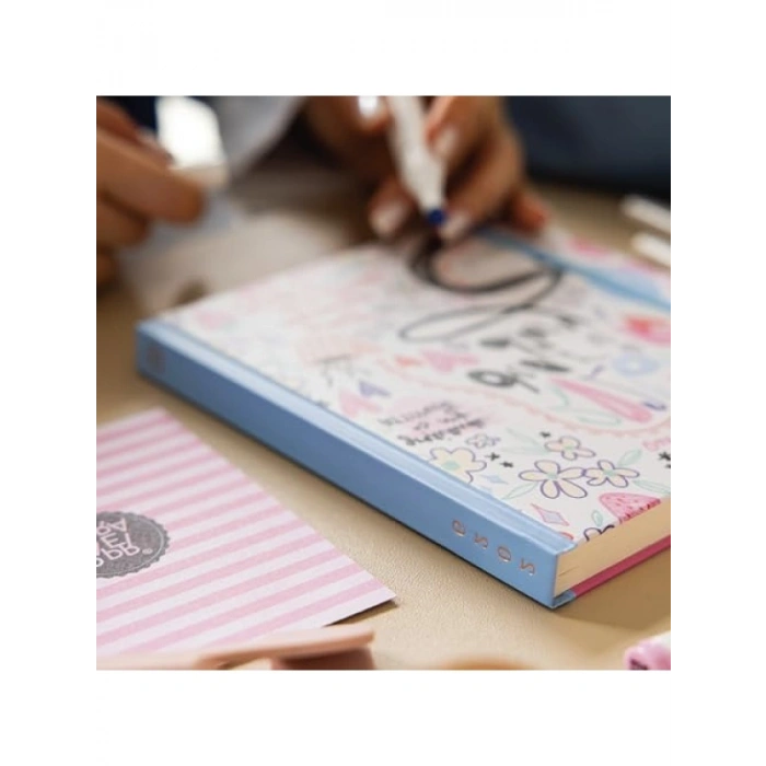 Dikey Haftalık Ajanda 2026 - Sert Kapak, Çok Renkli