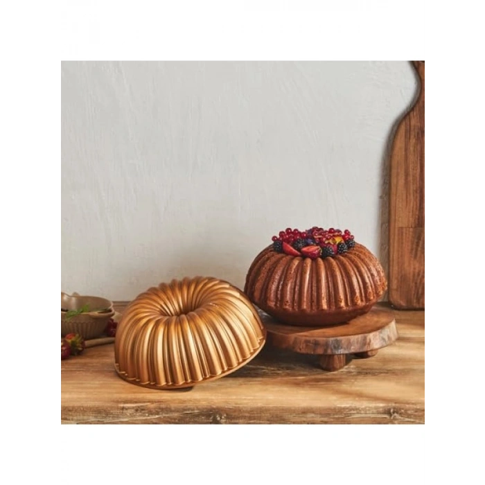 Dilimli Döküm Kek Kalıbı - 25.5 cm