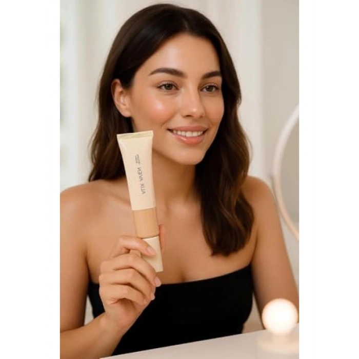 Doğal Parlaklık Sağlayan Nemlendirici BB Krem - 30 Medium