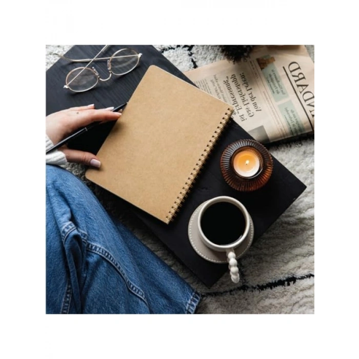 Düz Çizgisiz Not Defteri - A5, 70 Yaprak, 110 Gram