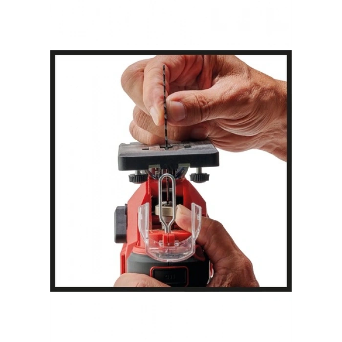 Einhell Dekupaj Testere TC-JS 90 (650 W, 22 mm strok, sarkaç strok fonksiyonu, ahşapta 90 mm kesme derinliği, çelikte 10 mm, 45°ye kadar eğimli kesimler, 1x testere bıçağı dahil) - 4321165