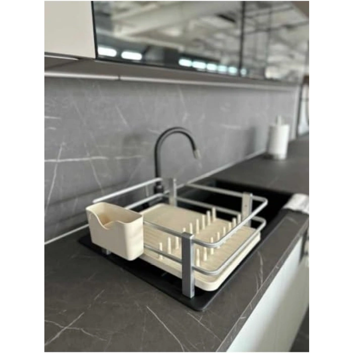 Estetik Bej Renkli Bulaşıklık