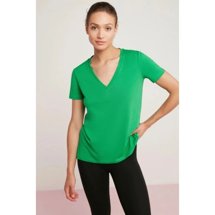 ETHIQUET Mabel Kadın 100% Pamuk V Yaka Yarım Kollu Örme Regular Fit Basıc Yeşil T-shirt