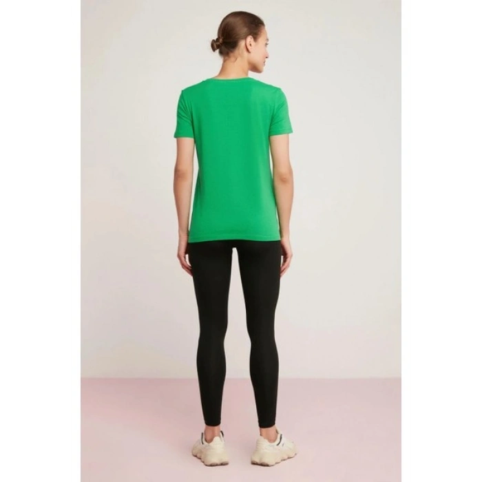 ETHIQUET Mabel Kadın 100% Pamuk V Yaka Yarım Kollu Örme Regular Fit Basıc Yeşil T-shirt