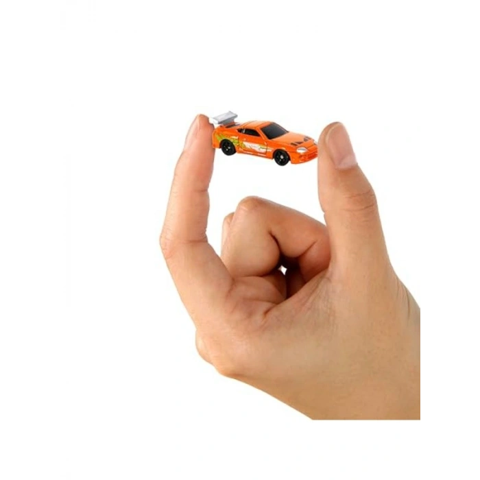 Fast Furious Sürpriz Paket, 1 adet Nano Figür İçerir