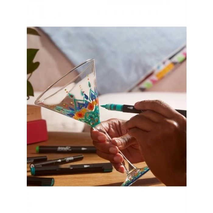 Fırça Uçlu Akrilik Markör - Zümrüt Yeşili