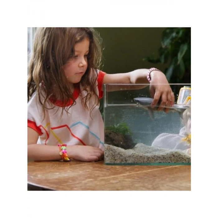 Gerçekçi Beyaz Köpek Balığı Figürü - Elde Boyanmış Detaylar