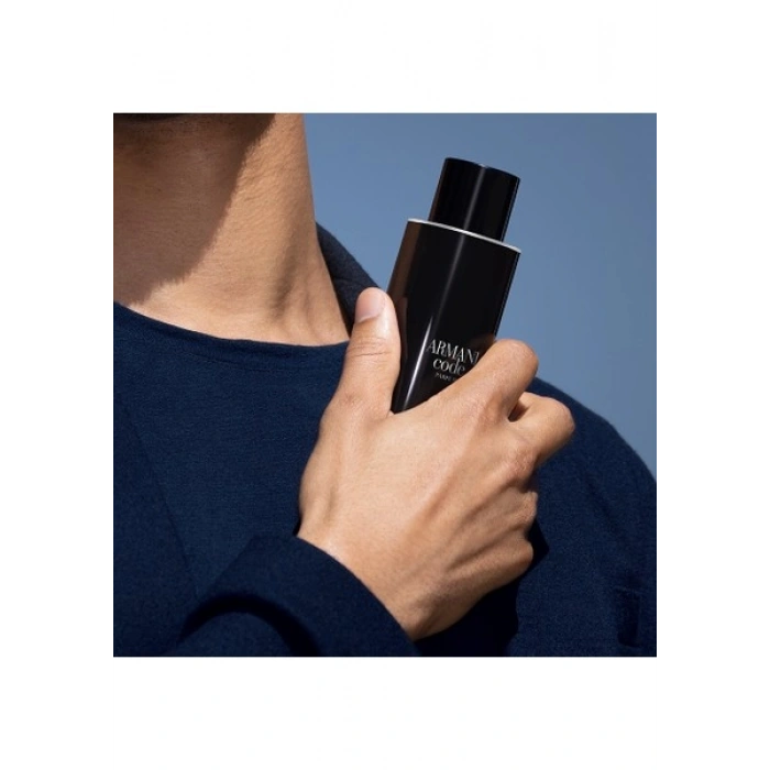 Giorgio Armani Code Le Parfum 125 Ml Erkek Parfüm Odunsu Çiçeksi Koku ile Eşsiz Hediye Seçeneği