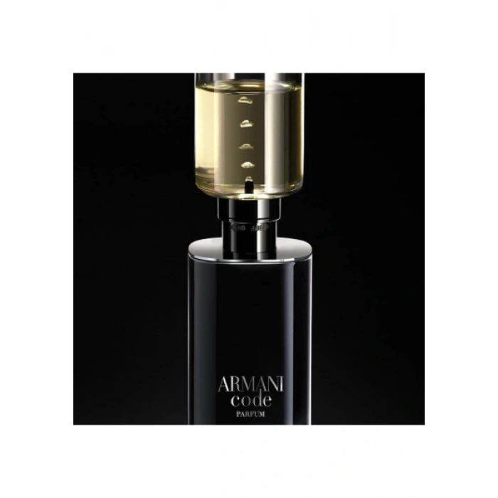 Giorgio Armani Code Le Parfum 125 Ml Erkek Parfüm Odunsu Çiçeksi Koku ile Eşsiz Hediye Seçeneği