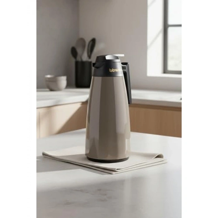 Gri Cam Termos, 1.5 Litre Kapasite, Şık ve Kullanışlı Tasarım