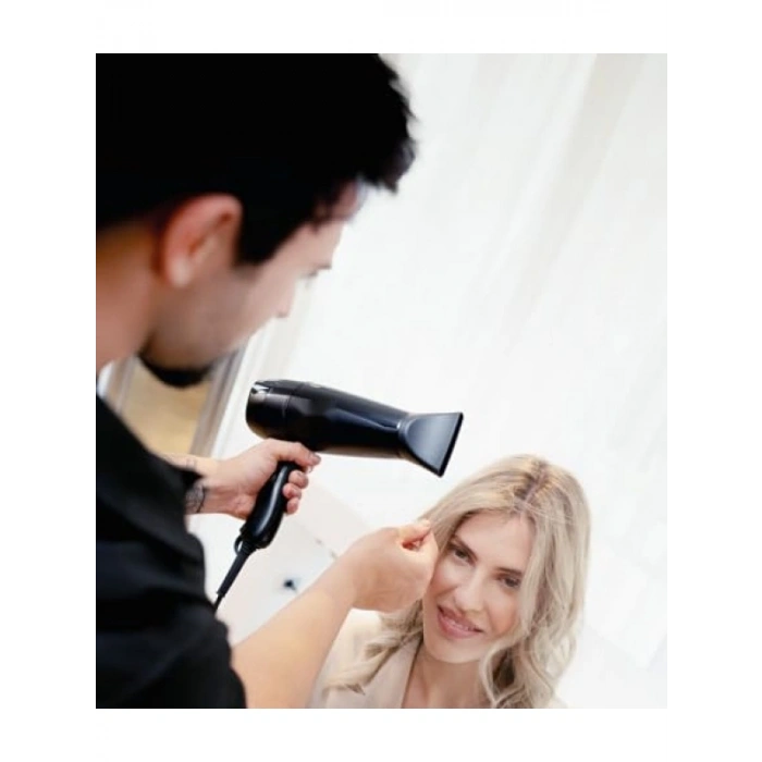 Güçlü Saç Kurutma Makinesi - Siyah