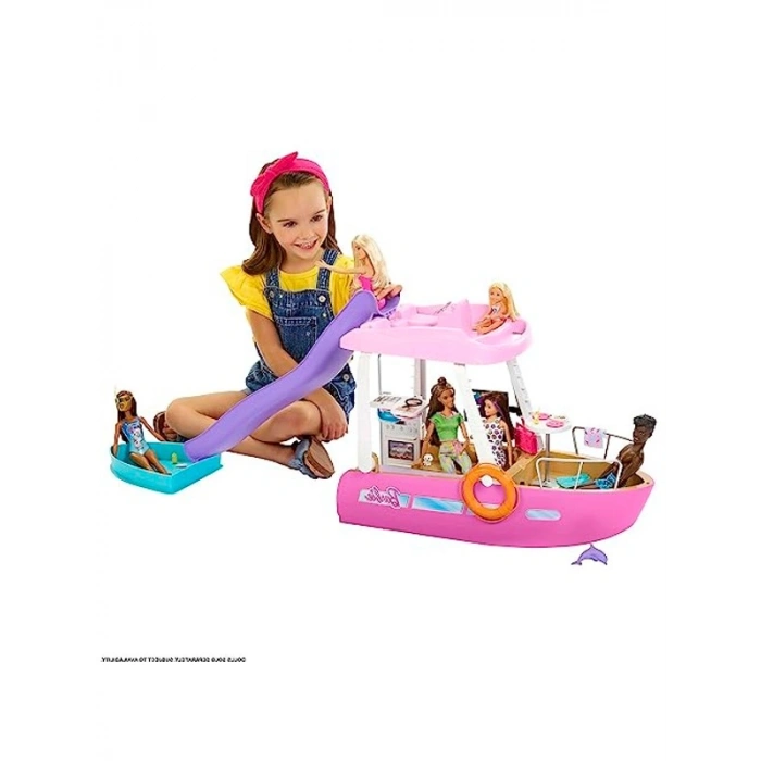Havuzlu ve kaydıraklı tekne seti, Barbie oyun seti ve aksesuarlar