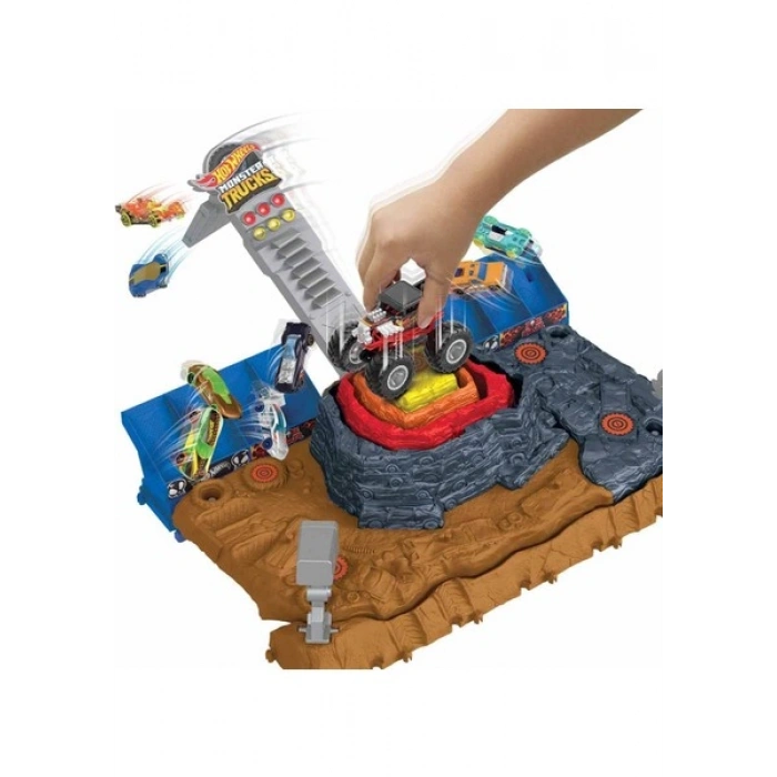 Hot Wheels Monster Trucks Muhteşem Çarpışma Arenası HNB96