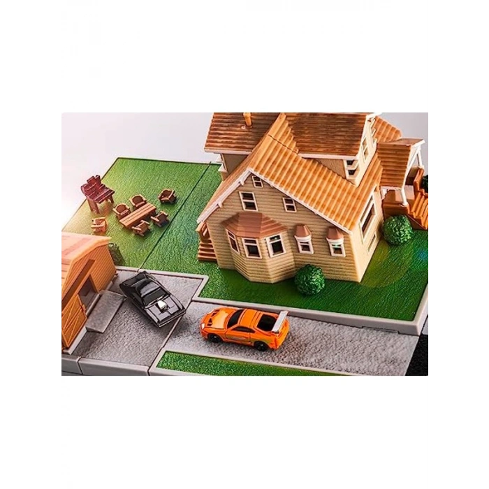 İki Adet Döküm Araba ile Hızlı ve Öfkeli Diorama Seti
