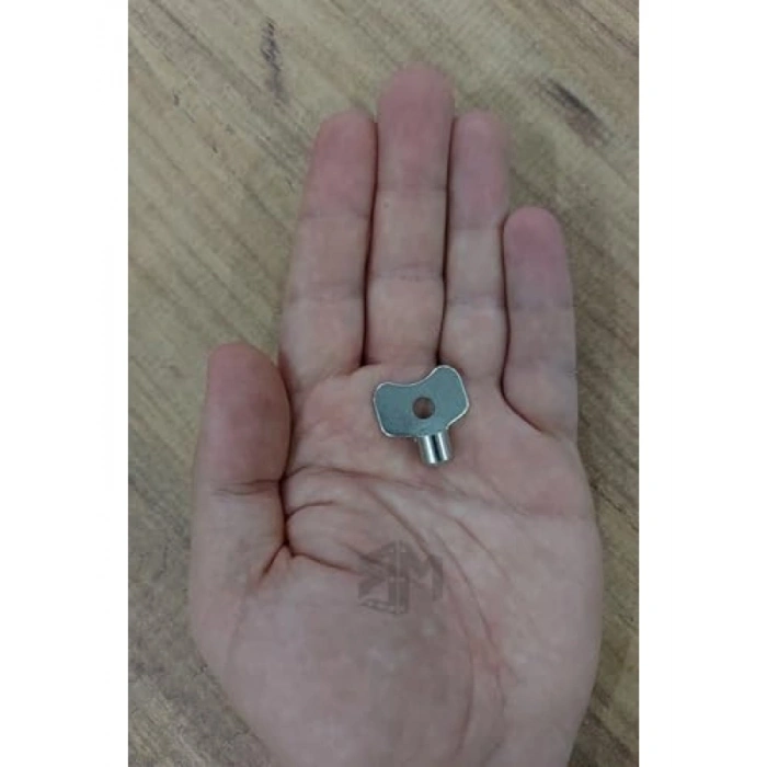 İki Adet Radyatör Hava Alma Anahtarı Aparatı