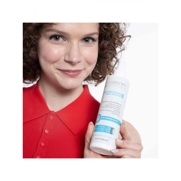 Intensive Nourishing Emollient Krem - 200 ml