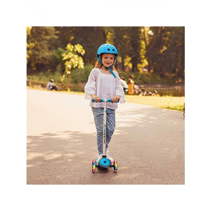 Işıklı Tekerlekli Scooter, Çocuklar İçin Eğlenceli Araç