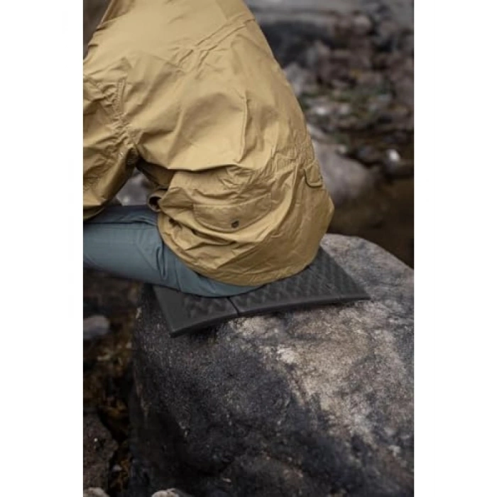 Katlanabilir Kamp Sandalyesi - Hafif ve Pratik Tasarım