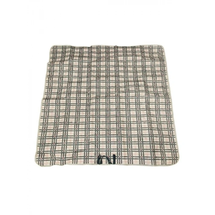 Kendinden Çantalı Piknik Örtüsü