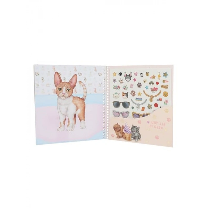 Kitty Temalı Dress Me Up Stickerbook, Eğlenceli Aktivite