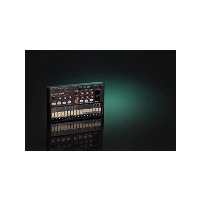 Kompakt Dijital FM Sentetizör ve Sekansör, 6 Ses Seçeneği