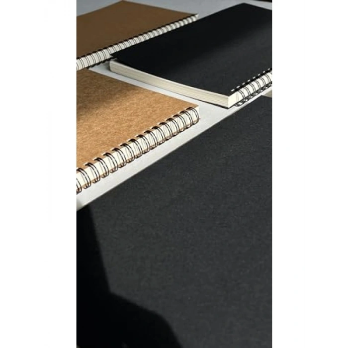 Kraft Kapaklı Spiralli Defter, B5 Boyutunda, 100 Yaprak