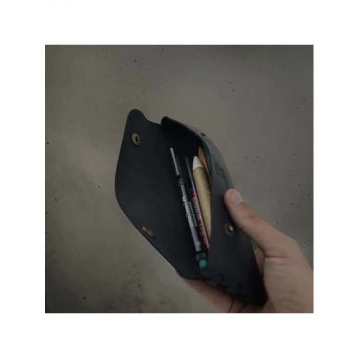 Küçük Deri Kalem Kutusu, Minimal Tasarım