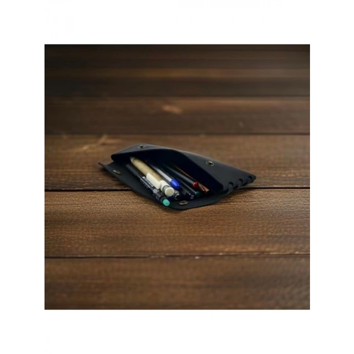 Küçük Deri Kalem Kutusu, Minimal Tasarım