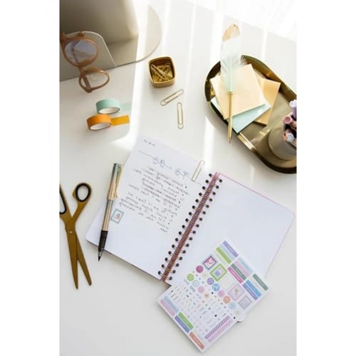 Lastikli A5 Spiralli Çizgili Not Defteri, Arı Desenli