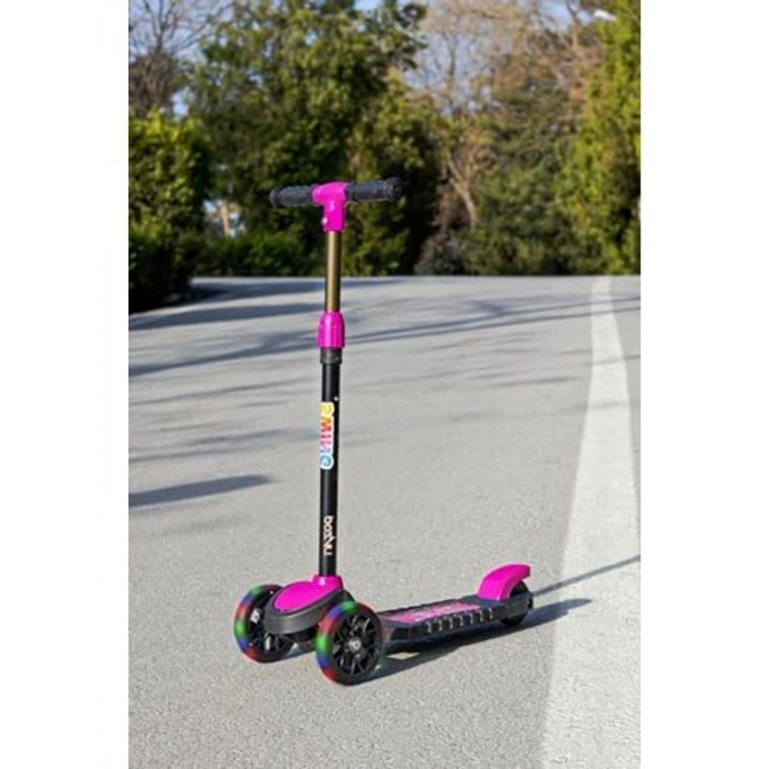 Led ışıklı 3 tekerli scooter, 40 kg taşıma kapasitesi, 3 yaş ve üstü