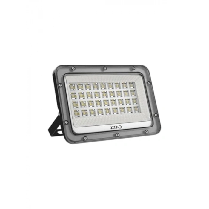 Led Projektör, 50 Watt Güç ve 4200 Lümen Aydınlatma ile Dış Mekan Kullanımı İçin
