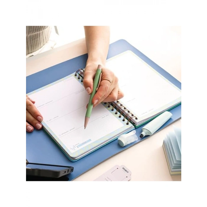 Mavi Papatyalar Desenli A5 Spiralli Süresiz Planlayıcı Ajanda