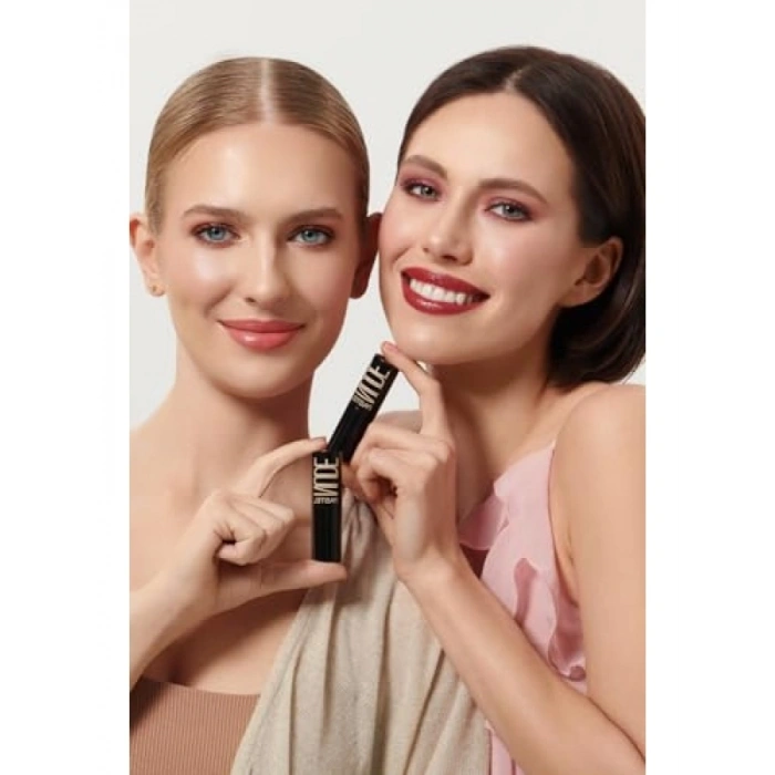 Nemlendirici Etkili Nude Ruj 4.3 g