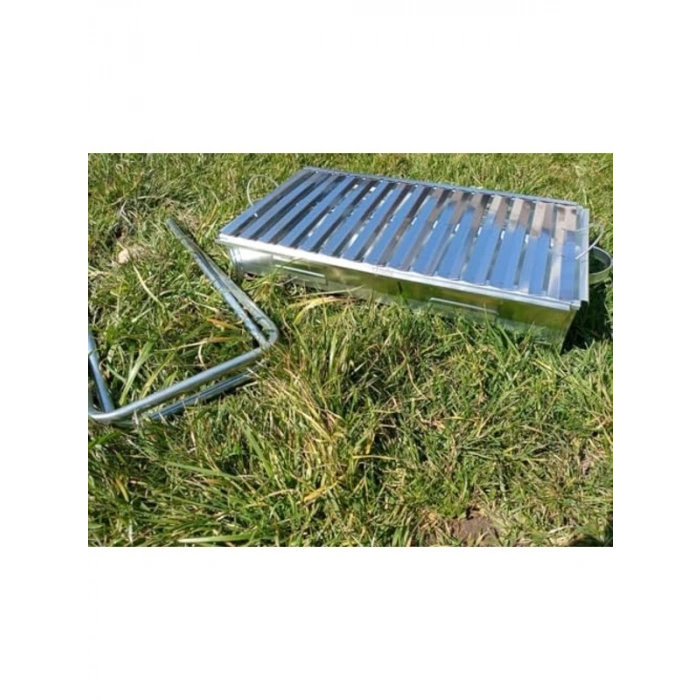 Paslanmaz Galvaniz Gövde ile Kebapçı Tipi Ayaklı Mangal