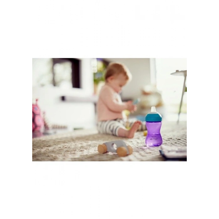Philips Avent Yumuşak Uçlu Alıştırma Bardağı 300 ml 9+ Ay Mor Ergonomik Tasarım ve Sızdırmazlık SCF802/02