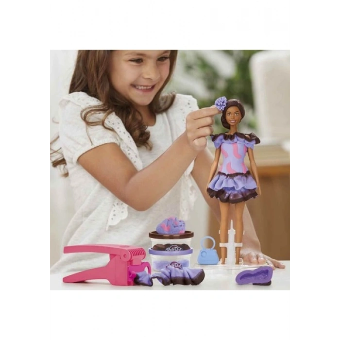 Play-Doh Barbie Fashionista Ruffles Oyun Hamuru Seti