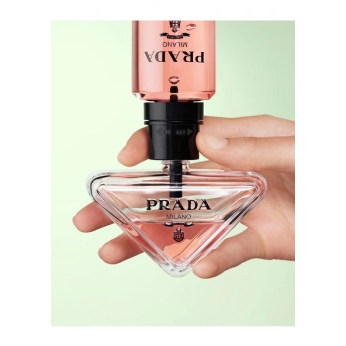 Prada Paradoxe 90 ml Kadın Parfümü EDP Çiçeksi Koku ile Zarif Hediye Seçeneği